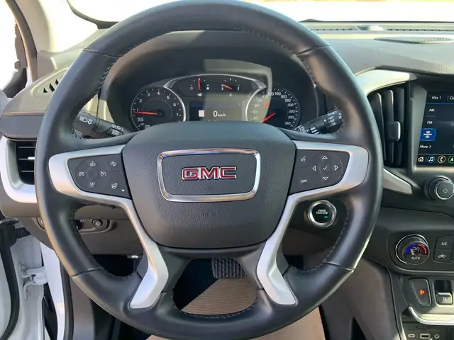 2021 GMC Terrain SLT in Cars & Trucks in Medicine Hat - Image 14