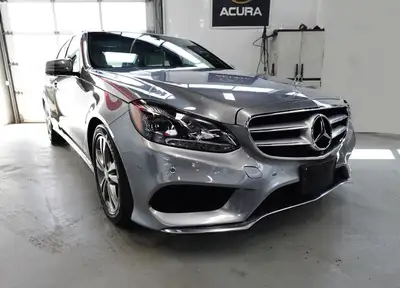 2014 BENZ E 300 .NO ACCIDENT.360 CAM.NAVI,4 MATIC Very Clean Unit, 6 Cylinder 3.5L Automatic Transmi...