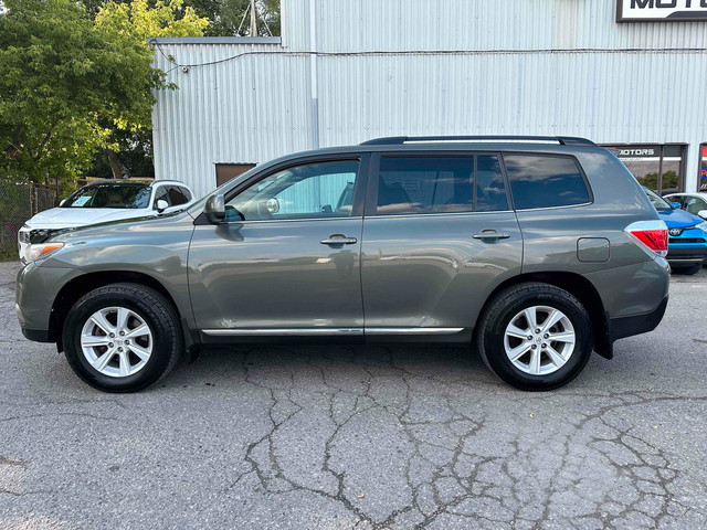 2012 Toyota Highlander Base | 4WD | LEATHER | 7-PASS in Cars & Trucks in Markham / York Region - Image 2