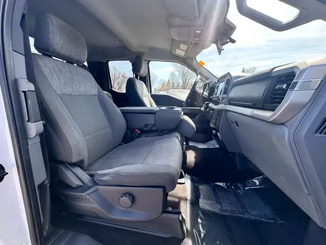 2022 Ford F-150 XLT SUPER CAB | NAV | LOW KM | CLEAN CARFAX in Cars & Trucks in Stratford - Image 13