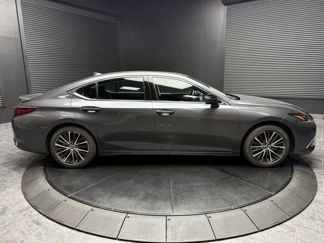2024 Lexus ES 300H LUXURY PACKAGE in Cars & Trucks in Edmonton - Image 2