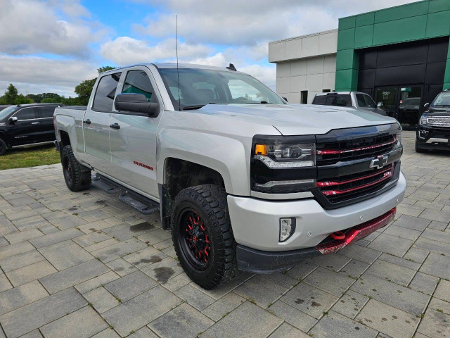 2018 Chevrolet Silverado 1500 in Cars & Trucks in Ottawa - Image 3