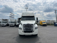 2020 FREIGHTLINER T12664ST;Heavy Duty Trucks - Conventional Truck w/ Sleeper MANAGERS SPECIAL Penske... (image 1)
