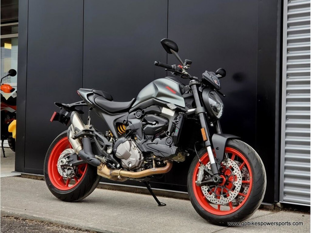  2023 Ducati Monster+ Aviator Grey in Sport Bikes in Oshawa / Durham Region