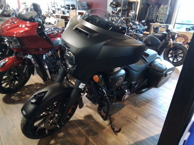 2024 Indian Chieftain Dark Horse w/Powerband Audio Pkg Black in Street, Cruisers & Choppers in City of Halifax - Image 2