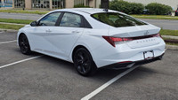Check out this sleek 2022 Hyundai Elantra Preferred with sunroof, back camera, and alloy wheels! Wit... (image 4)