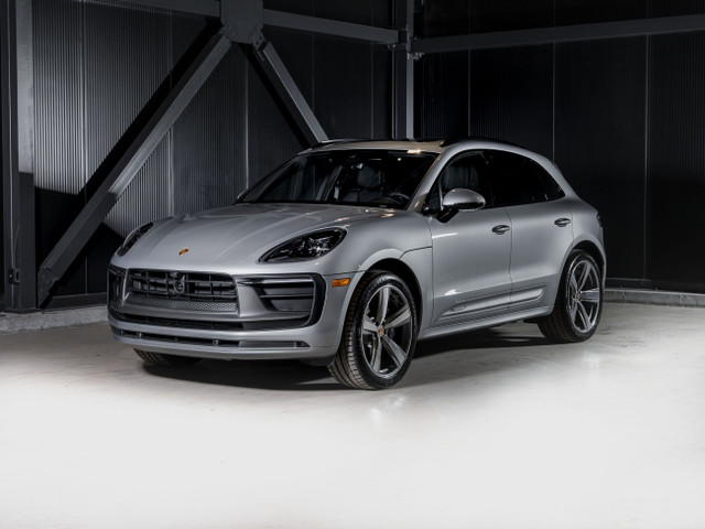 2024 Porsche Macan 2024 Macan T Certifié Porsche Approved in Cars & Trucks in Québec City
