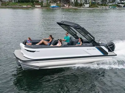 Arch and bimini to be installed. 2024 Manitou Explore 22 Max Navigator Demo only 2 hours, tii86487c4...