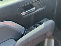 11.3 Google Built-in Display, 4WD Auto Locking Rear Differential, Advanced Trailering Package, Tonne... (image 8)