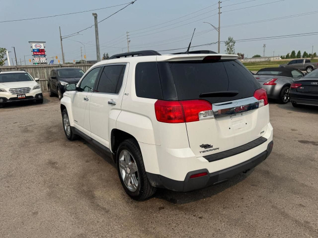 2012 GMC Terrain SLT-1, LEATHER, SUNROOF, ONLY 24KMS, CERTIFIED in Cars & Trucks in London - Image 3