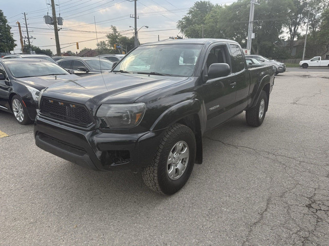 2013 Toyota Tacoma Base V6 4x4 Access Cab 127.4 in. WB in Cars & Trucks in City of Toronto