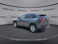 Engine: Gas 4cyl 2.5L L/100Km City: 8.5 L/100Km Hwy: 6.8 Safety Equipment Electronic Stability Contr... (image 5)