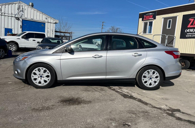 2014 Ford Focus SE | USB | CRUISE CONTROL | POWER WINDOW | in Cars & Trucks in Oshawa / Durham Region - Image 2