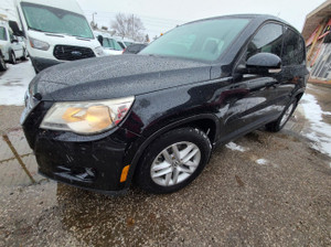 2011 Volkswagen Tiguan 4dr Auto Trendline 4Motion