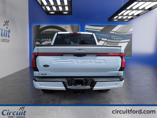2023 Ford F-150 Lightning LARIAT grosse batterie à vendre in Cars & Trucks in City of Montréal - Image 4