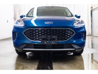 **ACCIDENT FREE - MECHANICALLY CERTIFIED** 94,682 KM This 2020 Ford Escape AWD SE is powered by a 1.... (image 4)