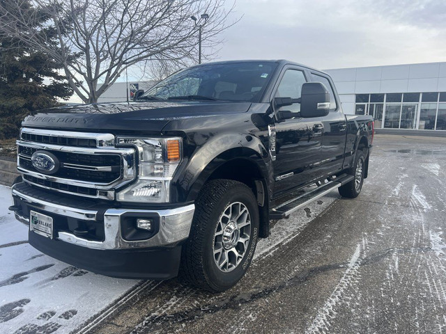  2022 Ford Super Duty F-350 SRW Lariat 4X4, CREW CAB, LARIAT, HE in Cars & Trucks in Red Deer - Image 2
