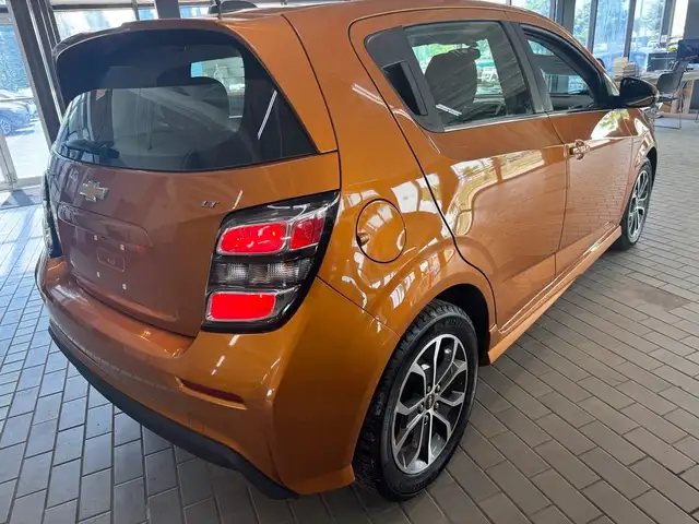 2017 Chevrolet Sonic 5dr HB Auto LT in Cars & Trucks in Longueuil / South Shore - Image 6