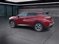 A comfortable and feature-rich all-wheel-drive crossover, perfect for daily driving or weekend getaw... (image 5)
