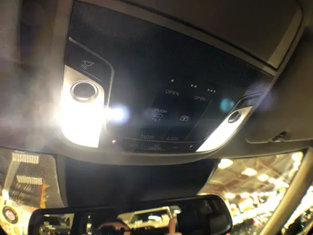 2020 Honda CR-V TOURING AWD LEATHER SUNROOF NAVI B/SPOT CAMERA dans Autos et camions dans Ville de Toronto - Image 26
