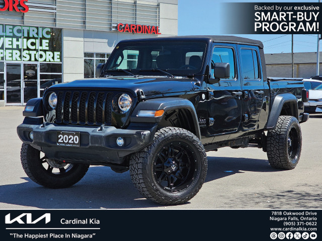 2020 Jeep Gladiator Sport S, 4X4, Heated Seats and Steering in Cars & Trucks in St. Catharines