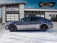 CAMRY XSE FEATURES AWD, 19-INCH WHEELS, AND DUAL EXHAUST. INSIDE, IT OFFERS A LEATHER-TRIMMED INTERI... (image 3)