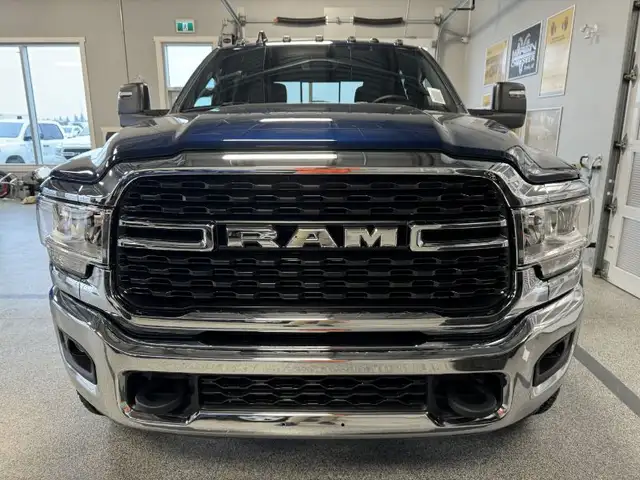 2024 RAM 5500 Chassis 84 CAin. SLT in Cars & Trucks in Medicine Hat - Image 4