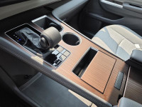 Fresh Detail, AWD, 3rd row seats: split-bench, 6 Speakers, Alloy wheels, Apple CarPlay/Android Auto,... (image 3)