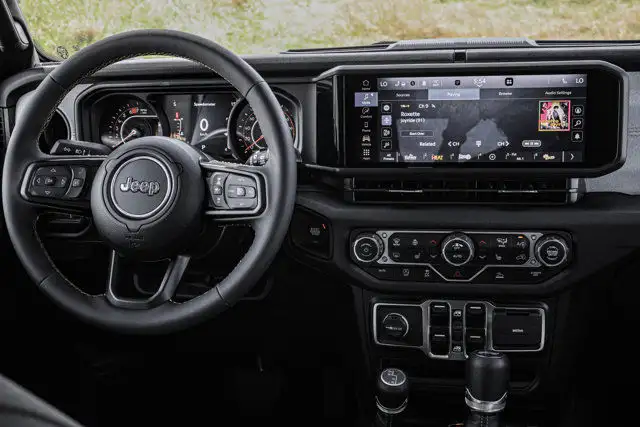 2024 Jeep Wrangler SPORT UNLIMITED 4X4 AUTOMATIC LOW LOW KMS in Cars & Trucks in Strathcona County - Image 14