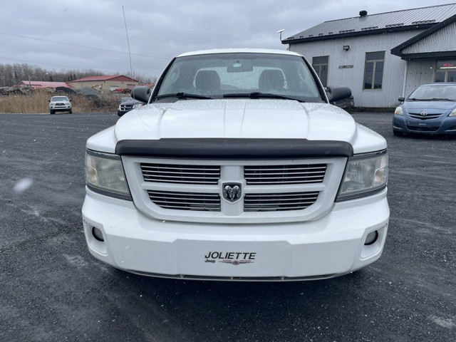 2011 Ram Dakota SXT in Cars & Trucks in Sherbrooke - Image 2