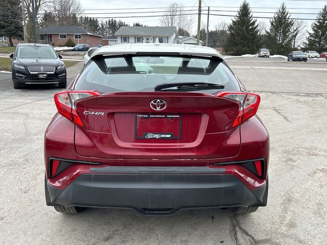  2018 Toyota C-HR XLE HEATED SEATS/BACKUP CAM CALL PICTON 118K K in Cars & Trucks in Belleville - Image 4