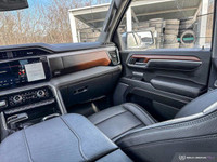 Come see this 2023 GMC Sierra 1500 Denali | HEATED SEATS | BOSE SOUND | 13.4 INCH SCREEN | 360 CAMER... (image 9)