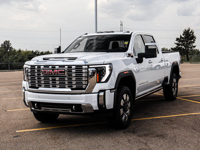 2025 GMC Sierra 3500HD Denali in Cars & Trucks in Strathcona County - Image 4