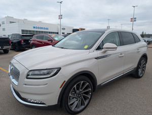 2022 Lincoln Nautilus Reserve