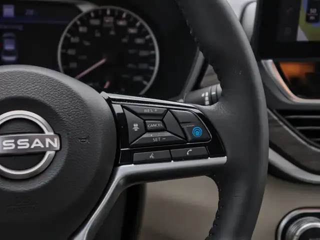 2025 Nissan Altima Platinum in Cars & Trucks in Oakville / Halton Region - Image 13