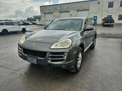 Air Conditioning, Electric Windows, Cruise Control, Tilt Wheel, Moonroof, Leather Seats Engine: 6 L/...