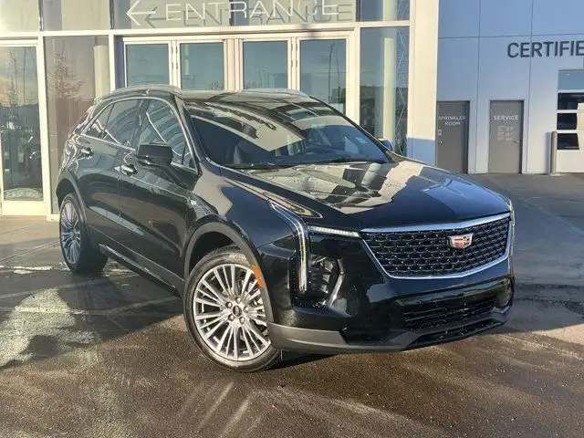 2025 Cadillac XT4 AWD Premium Luxury in Cars & Trucks in Edmonton - Image 2