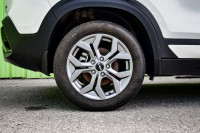 This 2025 Kia Seltos is for sale today. This SUV has 36,305 kms. It's white in colour . It has an au... (image 5)