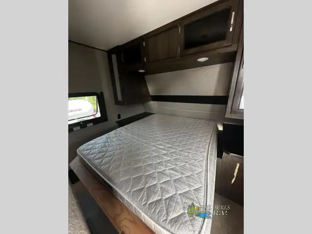 2020 Jayco Jay Flight 32TSBH in Travel Trailers & Campers in Truro - Image 18