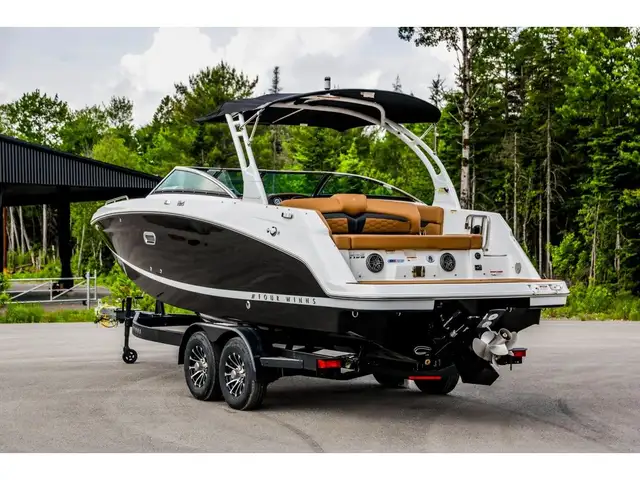 2026 Four Winns HD5 in Powerboats & Motorboats in Québec City - Image 9