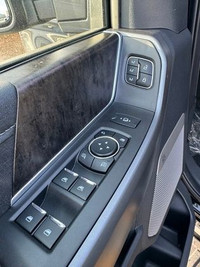 AMVIC Licensed Engine: 8 Cylinder Engine 6.7L Safety Equipment ABS And Driveline Traction Control Si... (image 9)