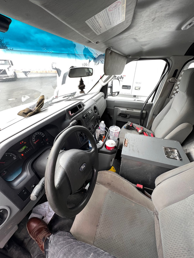 2012 Ford E 150 XL in Cars & Trucks in Mississauga / Peel Region - Image 4