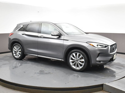 2020 Infiniti QX50 ESSENTIAL with Leather, sunroof, back up came