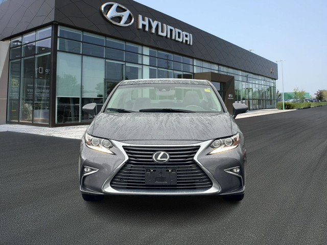 2017 Lexus ES 350 in Cars & Trucks in Oshawa / Durham Region - Image 2