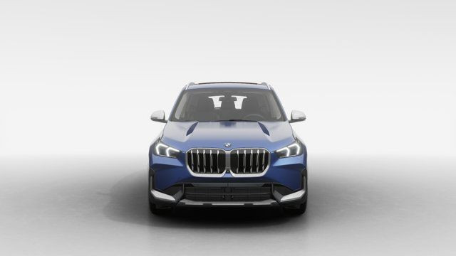 2025 BMW X1 xDrive28i in Cars & Trucks in Laval / North Shore - Image 3