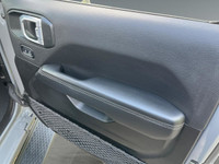 WE CAN GET YOU APPROVED ON THIS 2021 JEEP WRANGLER SAHARA 4XE TODAY FEATURED OPTIONS -Technology gro... (image 8)