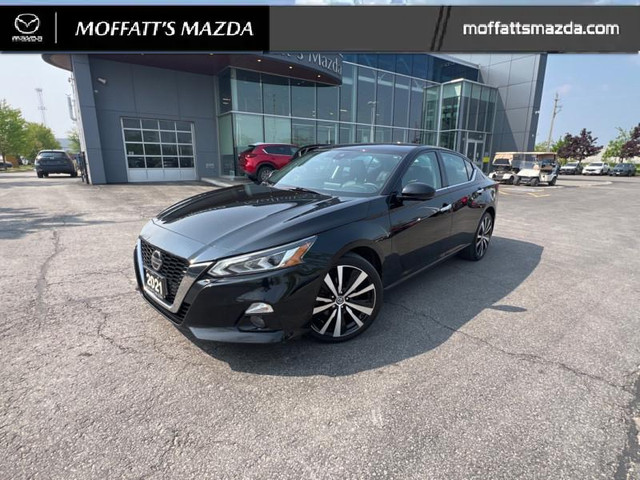 2021 Nissan Altima 2.5 Platinum ONE OWNER - LOW MILEAGE in Cars & Trucks in Barrie