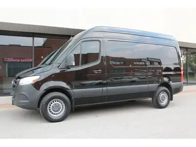 RARE FIND BLACK ON BLACK!!! 2019 MERCEDES SPRINTER 2500 -- 144 - HIGH ROOF -- 3 PASSENGERS LEATHER S...