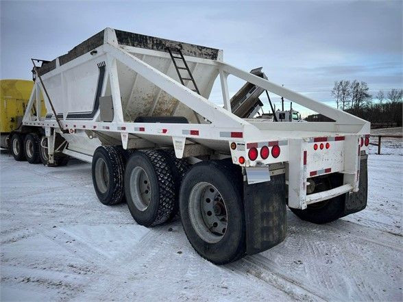 2006 Castleton N/A in Heavy Trucks in Regina - Image 4