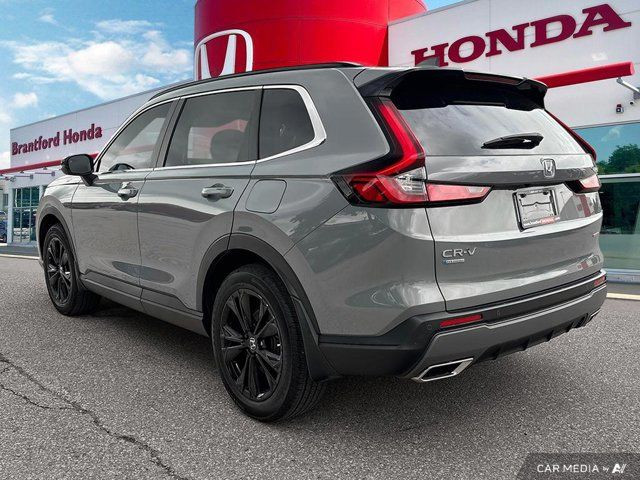 2023 Honda CR-V Hybrid Touring in Cars & Trucks in Brantford - Image 4